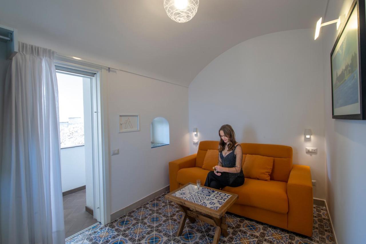 Albadamare Boutique Hotel Praiano Exterior photo
