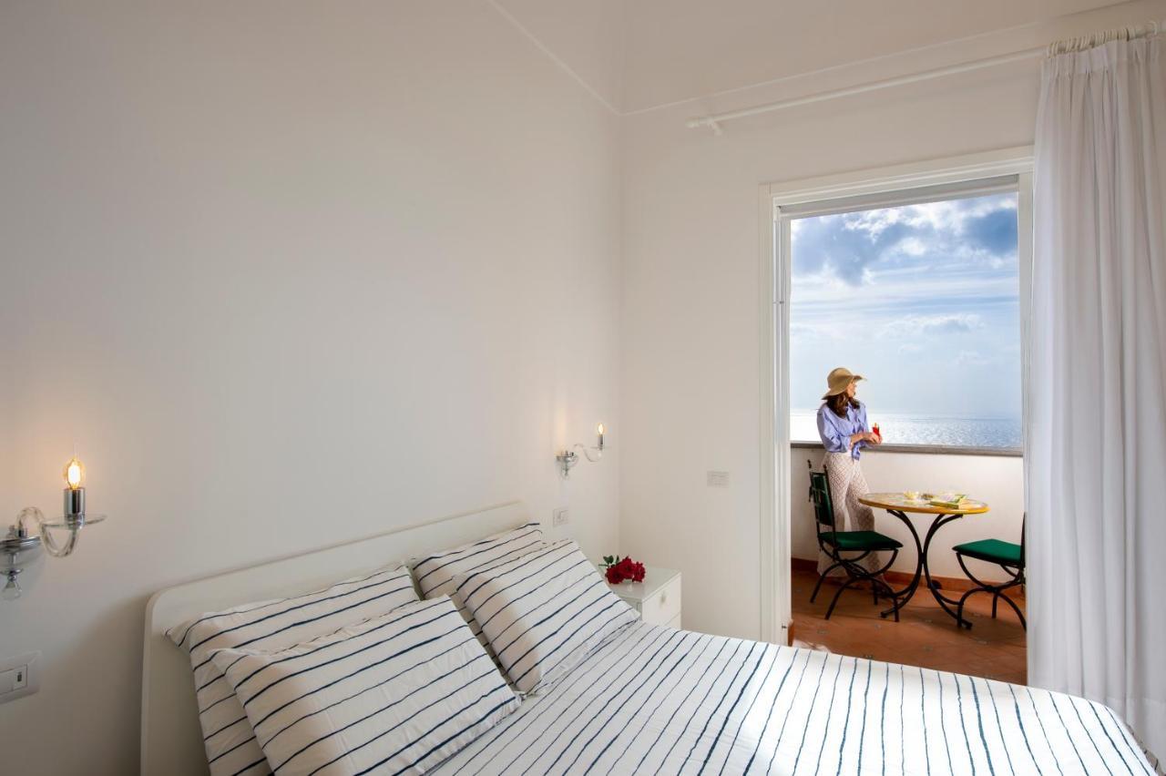 Albadamare Boutique Hotel Praiano Exterior photo