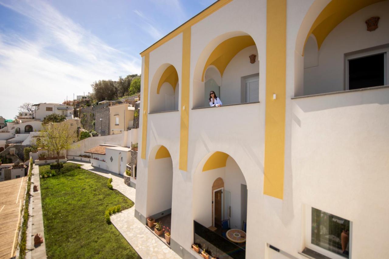 Albadamare Boutique Hotel Praiano Exterior photo