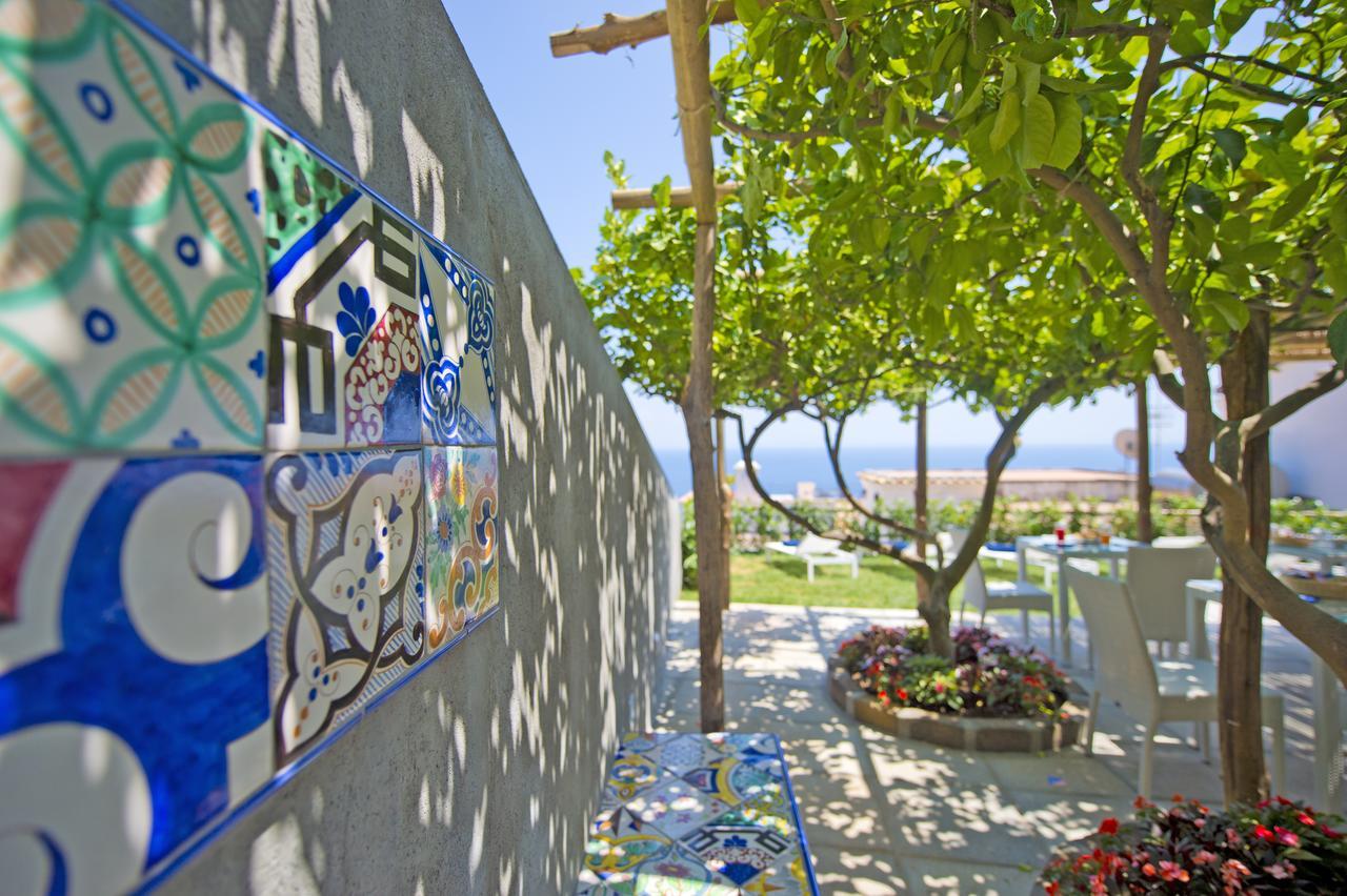 Albadamare Boutique Hotel Praiano Exterior photo